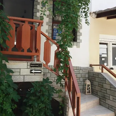 Electra Apartment *
